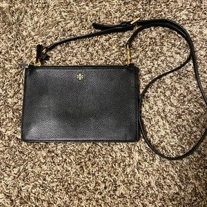 TORY BURCH BLAKE DOUBLE ZIP SLIM CROSSBODY BAG CLUTCH BLACK LEATHER PURSE
